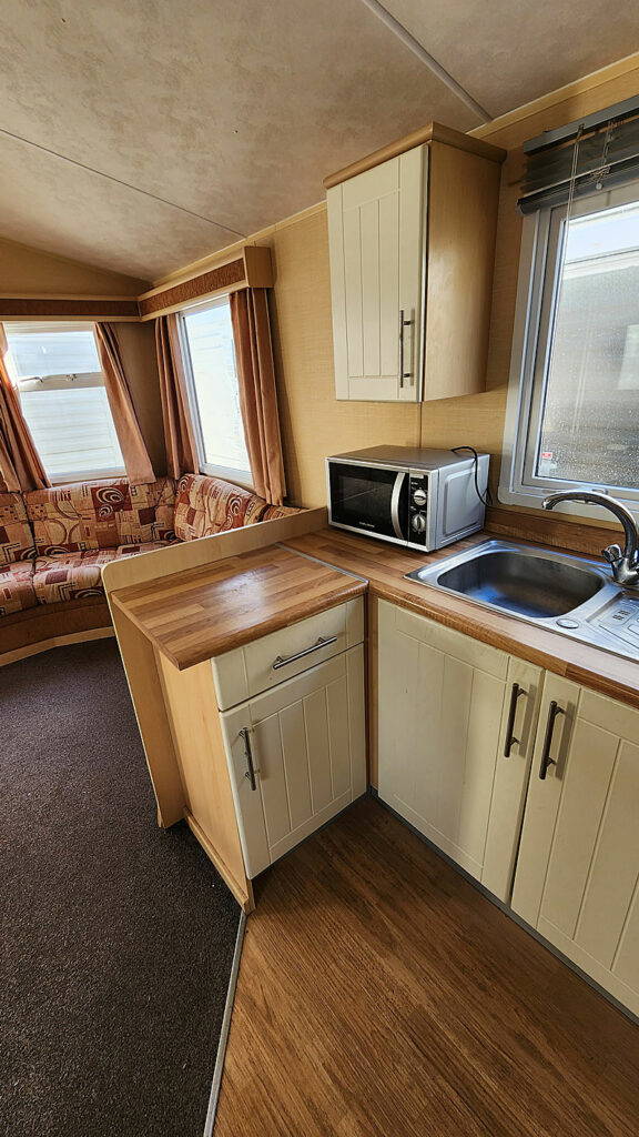 179 Willerby Savoy 28x12 Worcestershire Caravan Sales